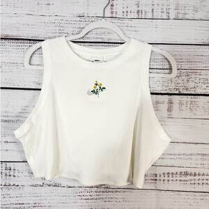 Nike White Sunflower cropped ribbed tank top size XL